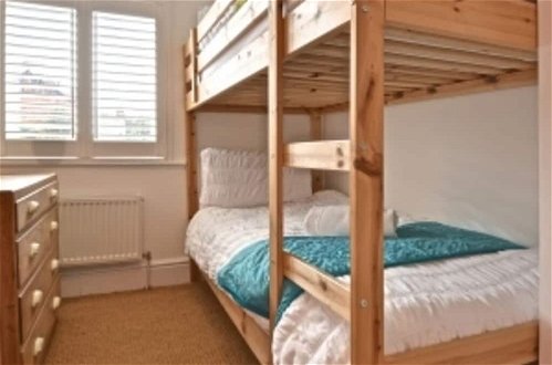 Photo 3 - Rockcliffe Boutique 2-bed Apartment in Whitby