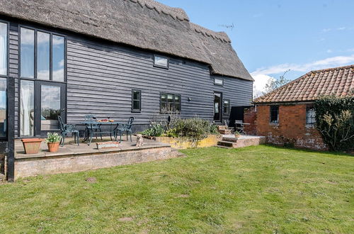 Photo 1 - Granary Cottage, Valley Farm Barns Snape,