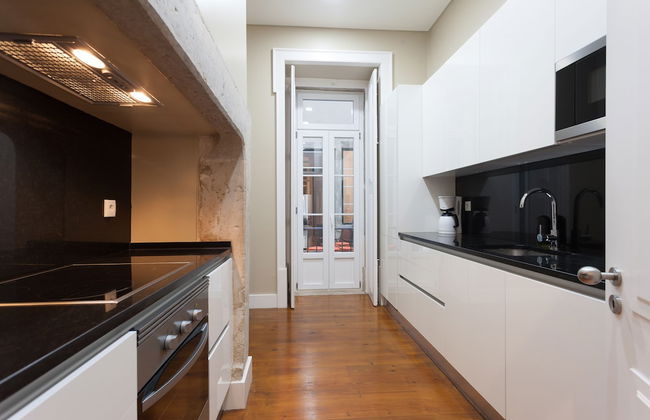 Baixa Vintage Three-Bedroom Apartment - by LU Holidays - Foto 14