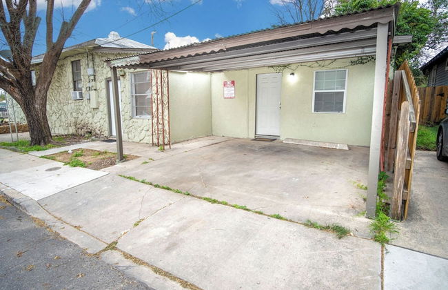 Cozy 2br/1ba Near Downtown Sleeps 8 - Foto 29