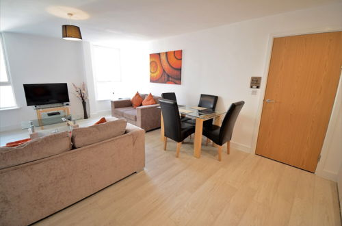 Photo 38 - Kennet House Superior Serviced Apartment