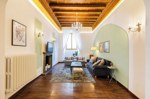 Photo 20 - A Florence Palace - 4 Bedroom Apt - Santa Croce