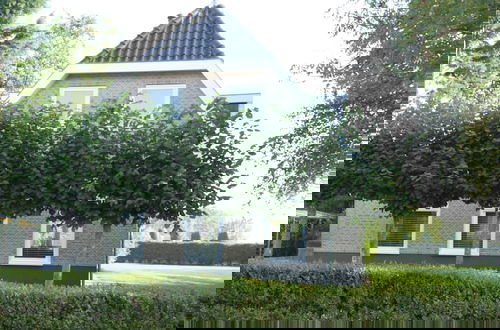 Foto 7 - Groet Villa Stay With Garden Views