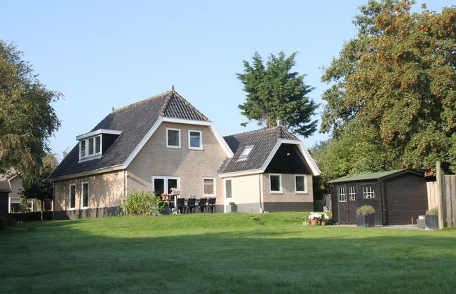 Groet Villa Stay With Garden Views - Foto 1