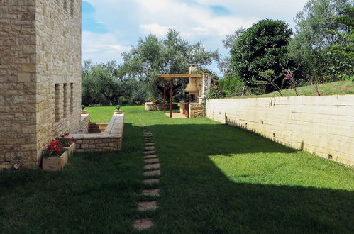 Photo 37 - Luxurious Sea & Olive Private Villa - Pool