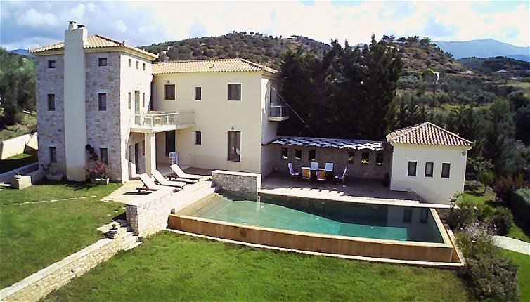 Foto 1 - Luxurious Sea & Olive Private Villa - Pool