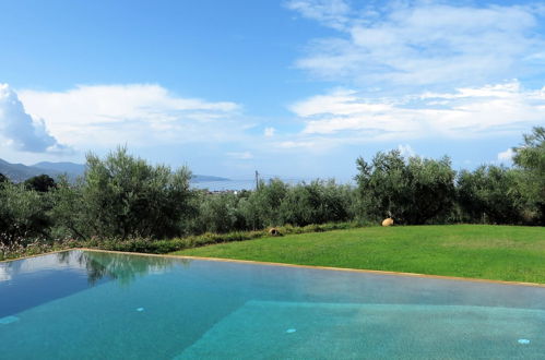 Photo 34 - Luxurious Sea & Olive Private Villa - Pool