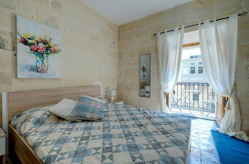 Foto 11 - Central and Cosy 2BR Apartment in Valletta