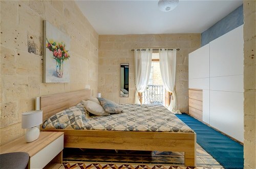 Photo 12 - Central and Cosy 2BR Apartment in Valletta