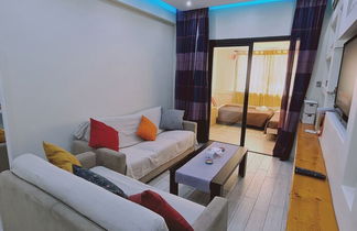 Photo 1 - Garden Flat by STAY BnB