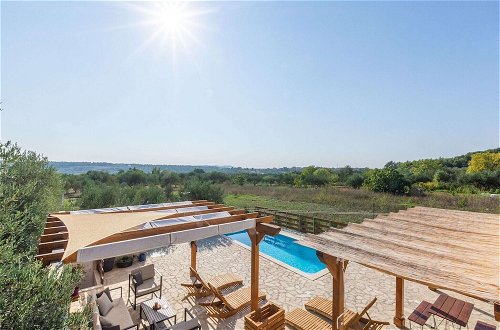 Photo 36 - Boutique Holiday Home in Donje Polje With Pool