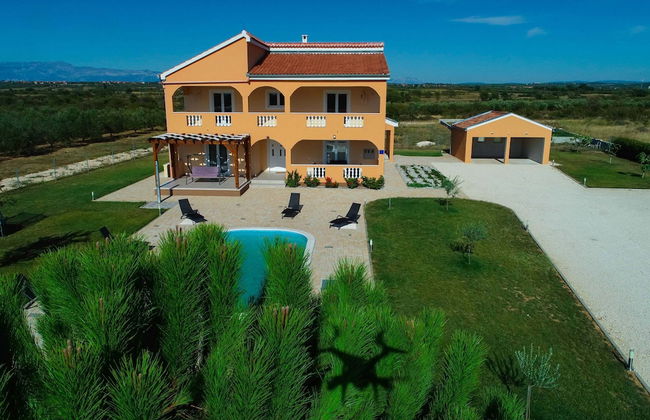 Holiday Home in Prkos With Private Pool - Foto 25