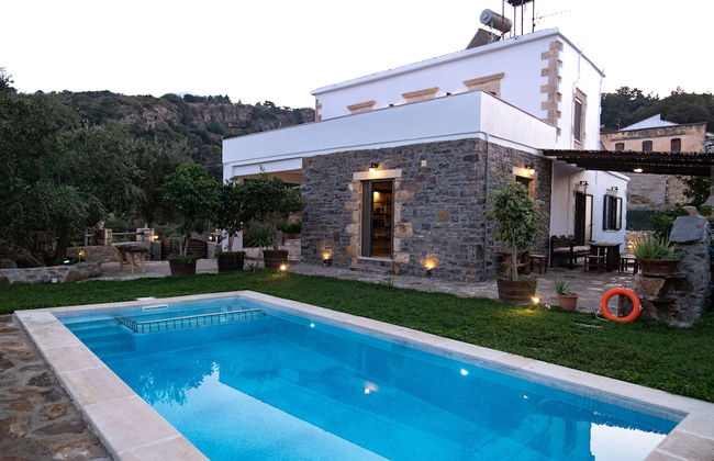 Traditional Villa in Fres - Photo 50
