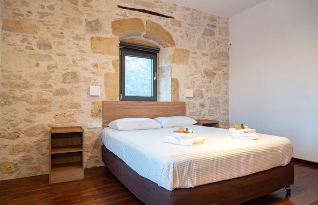Traditional Villa in Fres - Photo 12