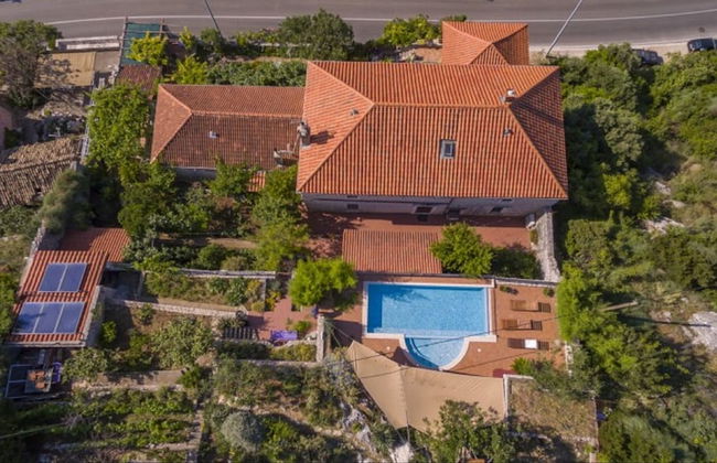Villa Gradi - Photo 1