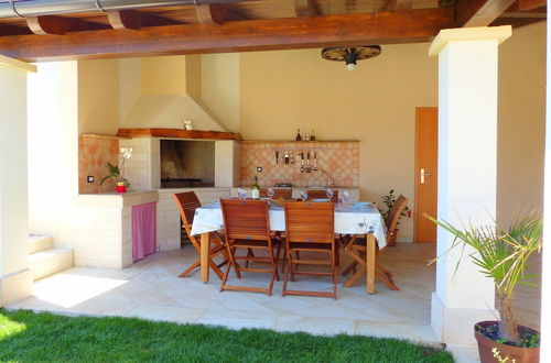 Photo 15 - Cozy Holiday Home in Valtura With Swimming Pool