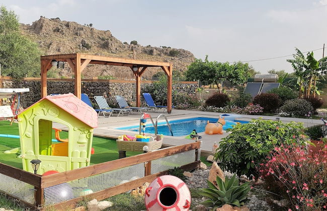 Stergios Villa - Photo 22