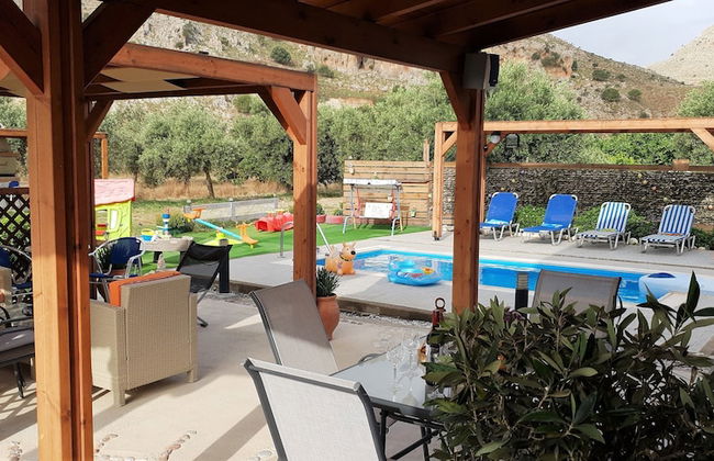 Stergios Villa - Photo 1