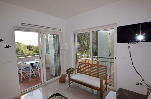 Photo 19 - Spacious Apartment in Mandre With Terrace