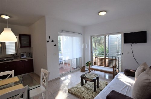 Photo 13 - Spacious Apartment in Mandre With Terrace
