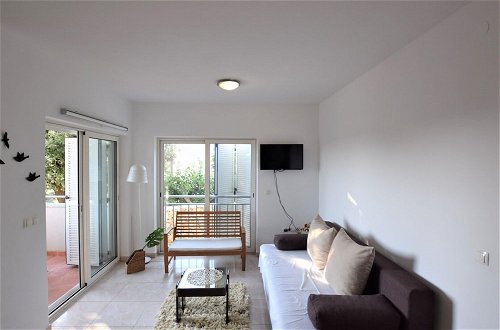 Photo 17 - Spacious Apartment in Mandre With Terrace