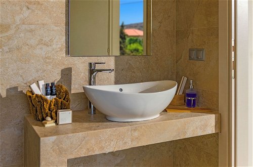 Photo 15 - Elounda Spa Villa Crete - Ultimate Luxury Resort