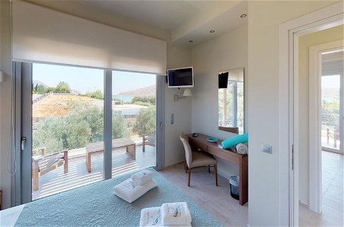 Photo 10 - Elounda Spa Villa Crete - Ultimate Luxury Resort