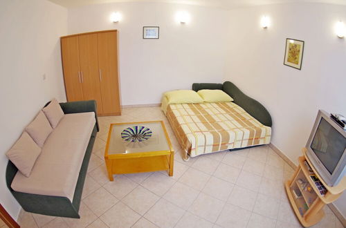 Photo 2 - Apartment near Beach and Historical Center of Pula