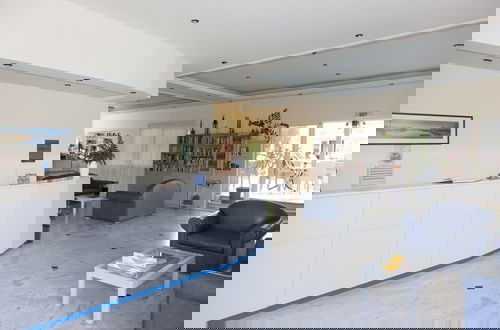 Foto 2 - Blue Sky Hotel