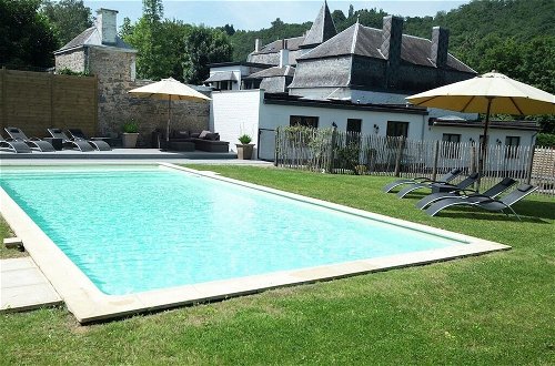 Photo 28 - Stylish Mansion in Hastiere With Swimming Pool