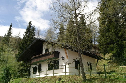 Foto 14 - Queitly Located Chalet near Resort Center of Nassfeld