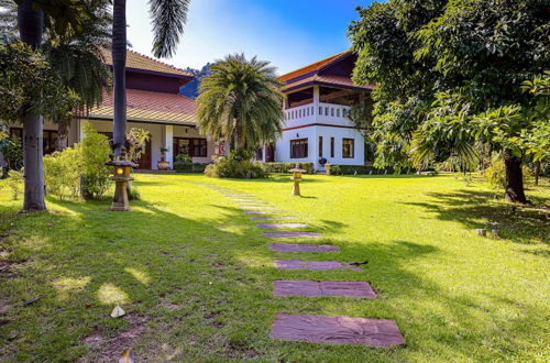 Foto 69 - Bali Style Mansion in Great Location WL2