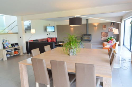 Photo 31 - Luxurious Holiday Home in Profondeville Ardennes With Sauna