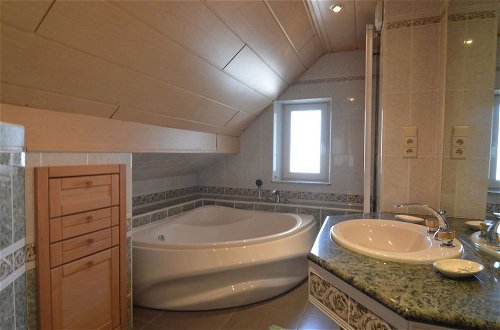 Foto 22 - Lavish Villa in Middelkerke With Sauna