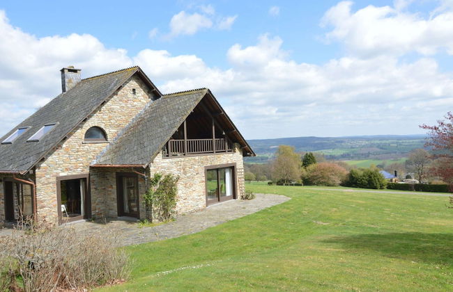 Hillside Retreat With Pond - Foto 1