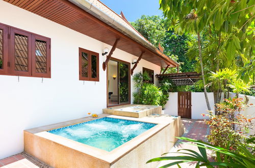 Photo 1 - Blissful Jacuzzi Living at Villa Nikkie2