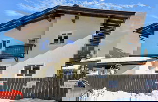 Foto 1 - Luxury Holiday Home in Brixen im Thale Near Ski Area