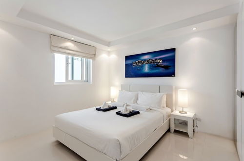 Foto 8 - Kata Ocean View Condominium by Lofty