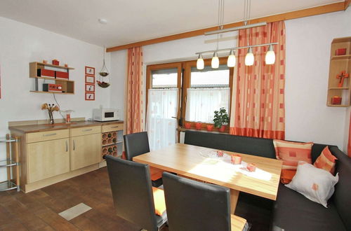 Photo 13 - Spacious Apartment in Stumm Tyrol With Balcony