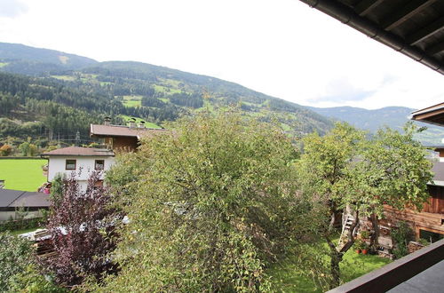 Foto 19 - Spacious Apartment in Stumm Tyrol With Balcony