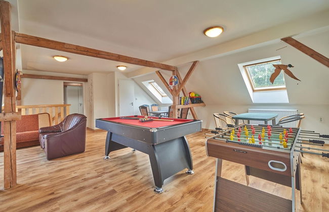 Spacious Mountain Retreat - Photo 29