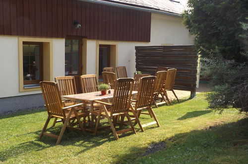 Photo 30 - Holiday Home in Lampertice With Swimming Pool