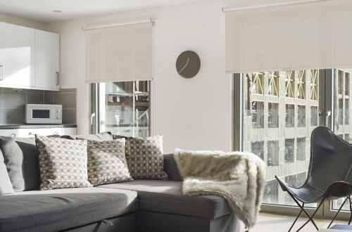 Foto 35 - Modern Apartments in Bayswater Central London WiFi & Aircon - by City Stay London