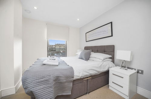 Foto 5 - Modern Apartments in Bayswater Central London WiFi & Aircon - by City Stay London