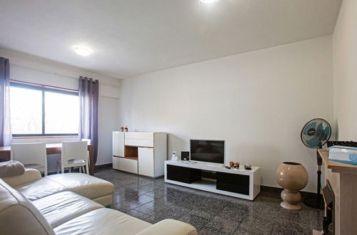 Foto 12 - Charming 2 Bedroom Apartment in Lisbon