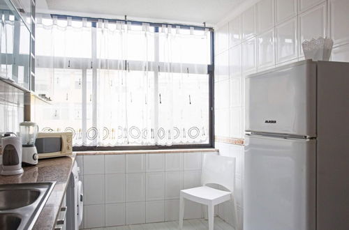 Photo 8 - Charming 2 Bedroom Apartment in Lisbon