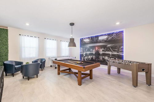 Foto 8 - Beautiful Home With Game Room