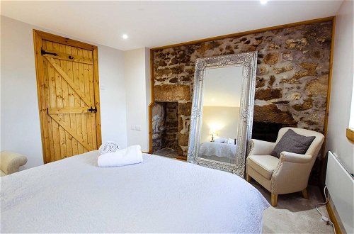 Foto 3 - Windyheads Luxury Cottage - 5 Bed 2 Bath