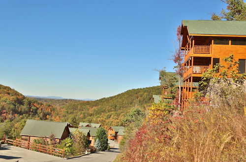 Foto 59 - Family Valley Lodge - Six Bedroom Cabin