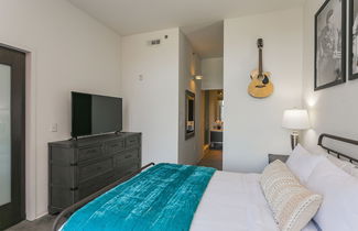 Photo 3 - Mid Century Modern Downtown Condo | 30+ Night Min